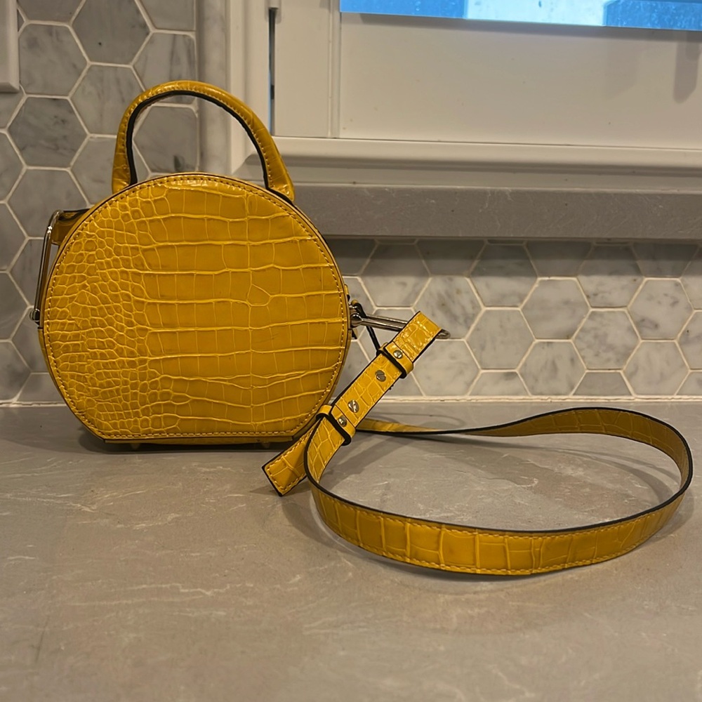 Brand new Mustard yellow TopShop faux croc handbag with over the body strap